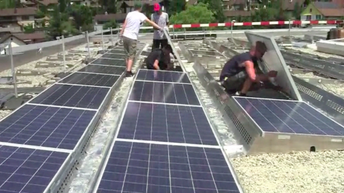 Jede Zelle zählt - Solarenergie macht Schule in Turbenthal! 